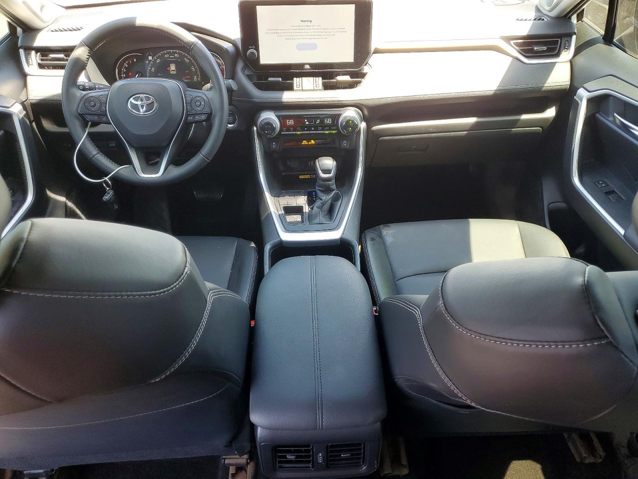 2024 Toyota Rav4 VIN JTMC1RFV2RJ028701 photo 8