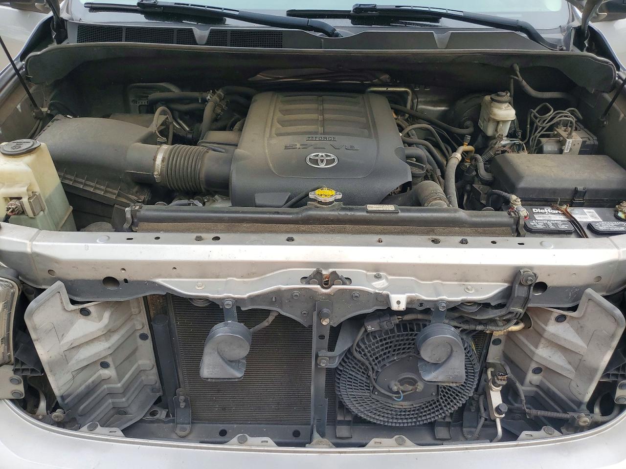 2014 Toyota Sequoia VIN 5TDJW5G11ES093243 photo 12