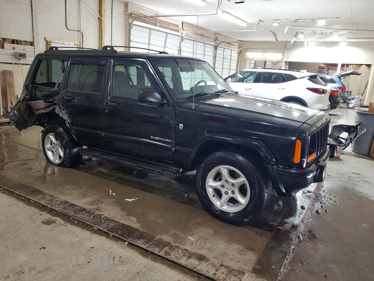 2001 Jeep Cherokee VIN 1J4FF48S41L608426 photo 4