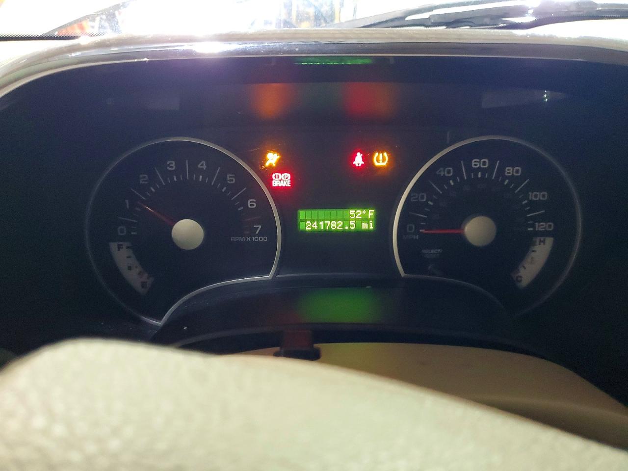 2007 Ford Explorer VIN 1FMEU73887UA97189 photo 9