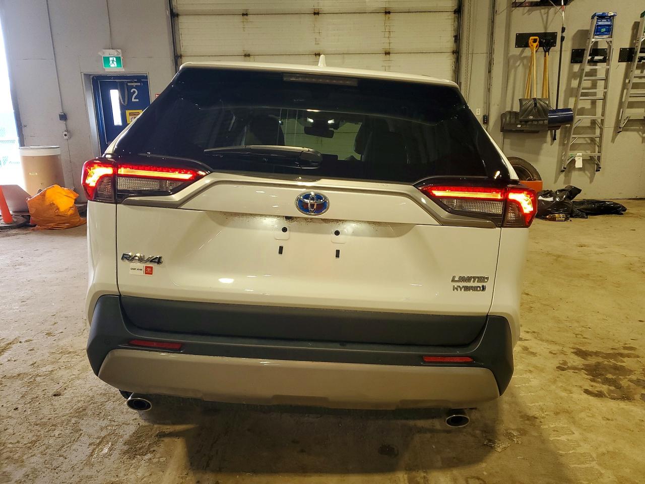 2024 Toyota Rav4 VIN 2T3DWRFV2RW243728 photo 6