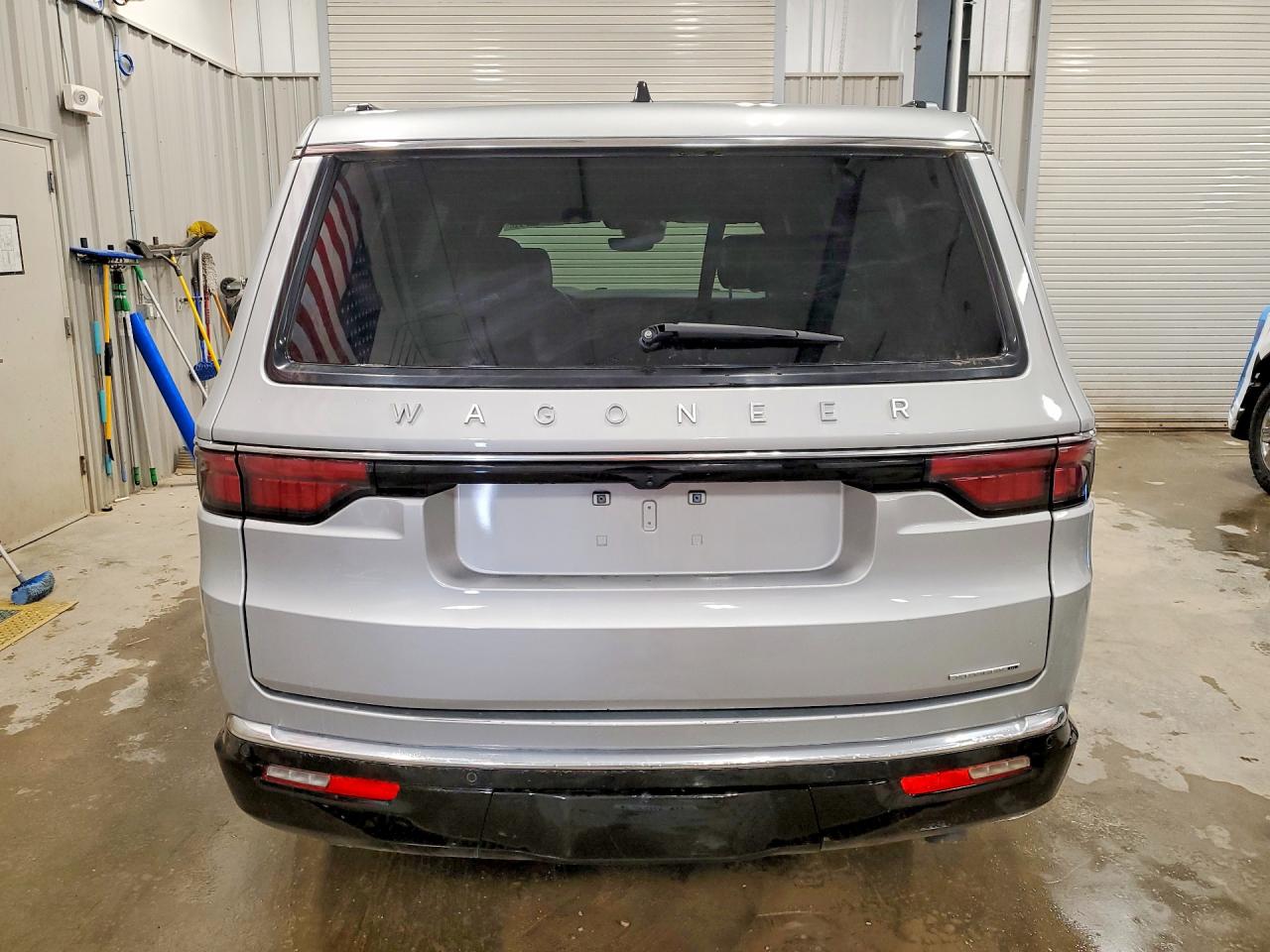 2024 Jeep Wagoneer VIN 1C4SJVDP7RS168407 photo 6
