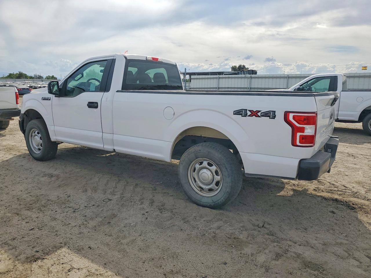 2020 Ford F150 VIN 1FTMF1EBXLKD91005 photo 2