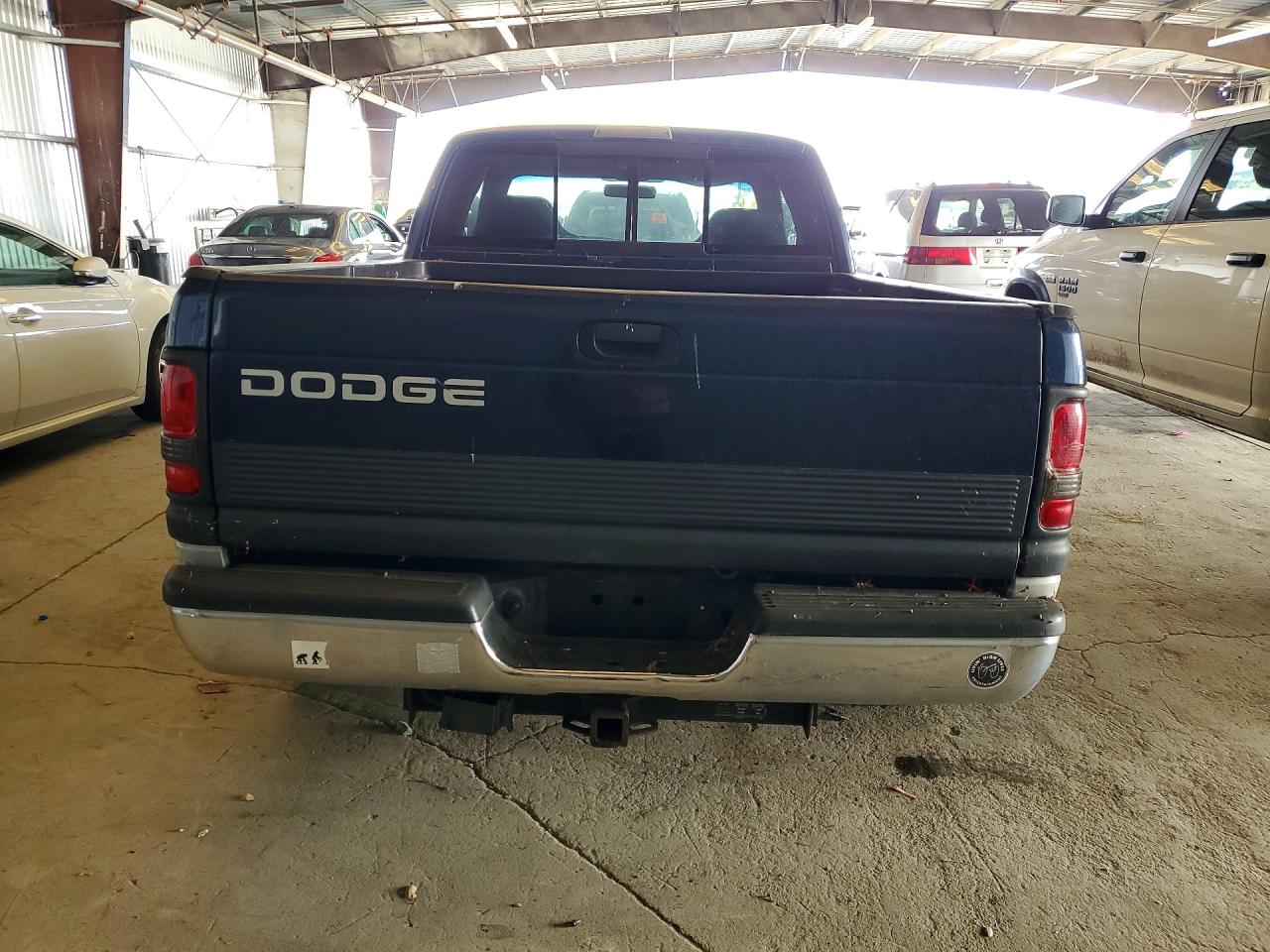 2000 Dodge Ram 1500 VIN 3B7HC13Z5YG136819 photo 6