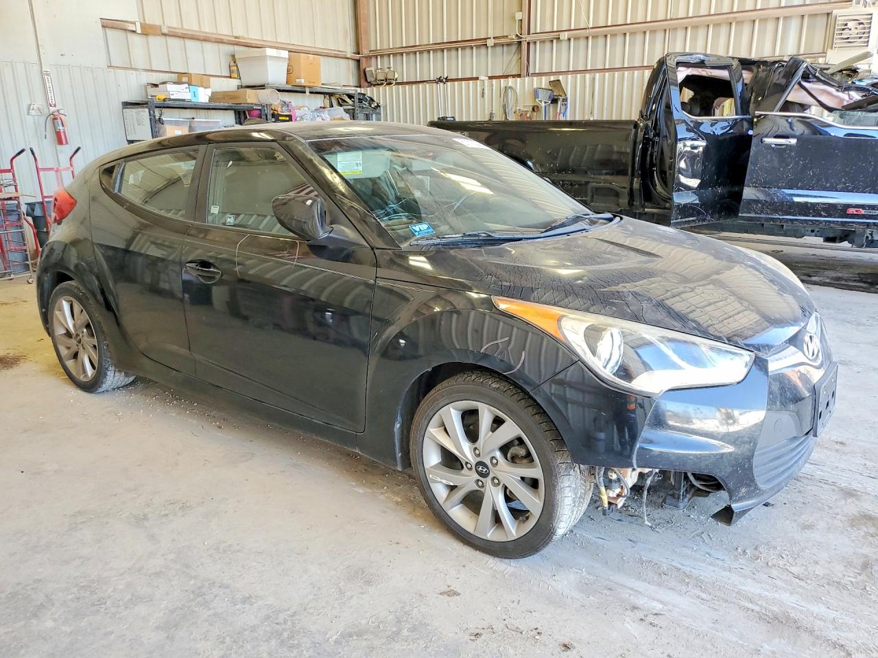 2017 Hyundai Veloster VIN KMHTC6AD7HU306539 photo 4