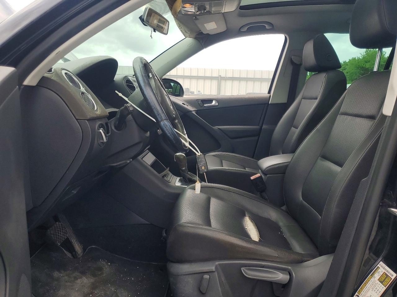 2012 VOLKSWAGEN Tiguan VIN WVGAV7AX6CW531176 photo 7