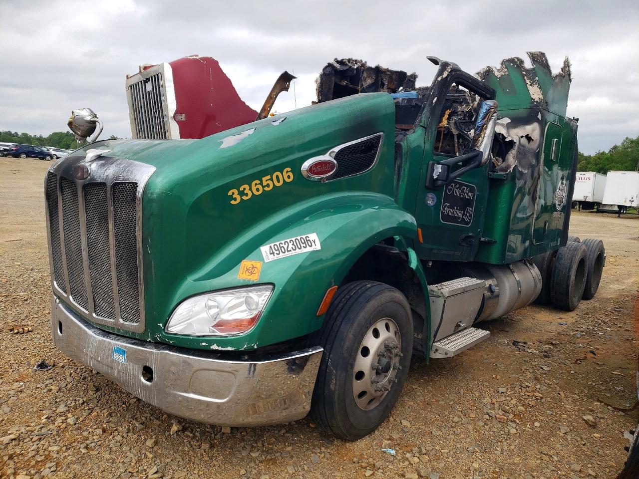 2016 PETERBILT All other VIN 1XPBD49X2GD292370 photo 2
