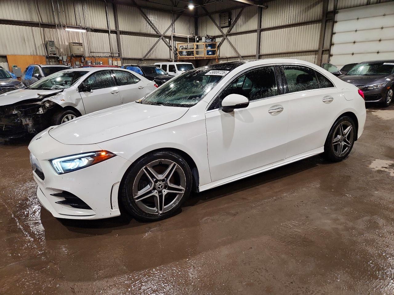 2019 Mercedes-Benz A-class VIN WDD3G4FBXKW000926 photo 1