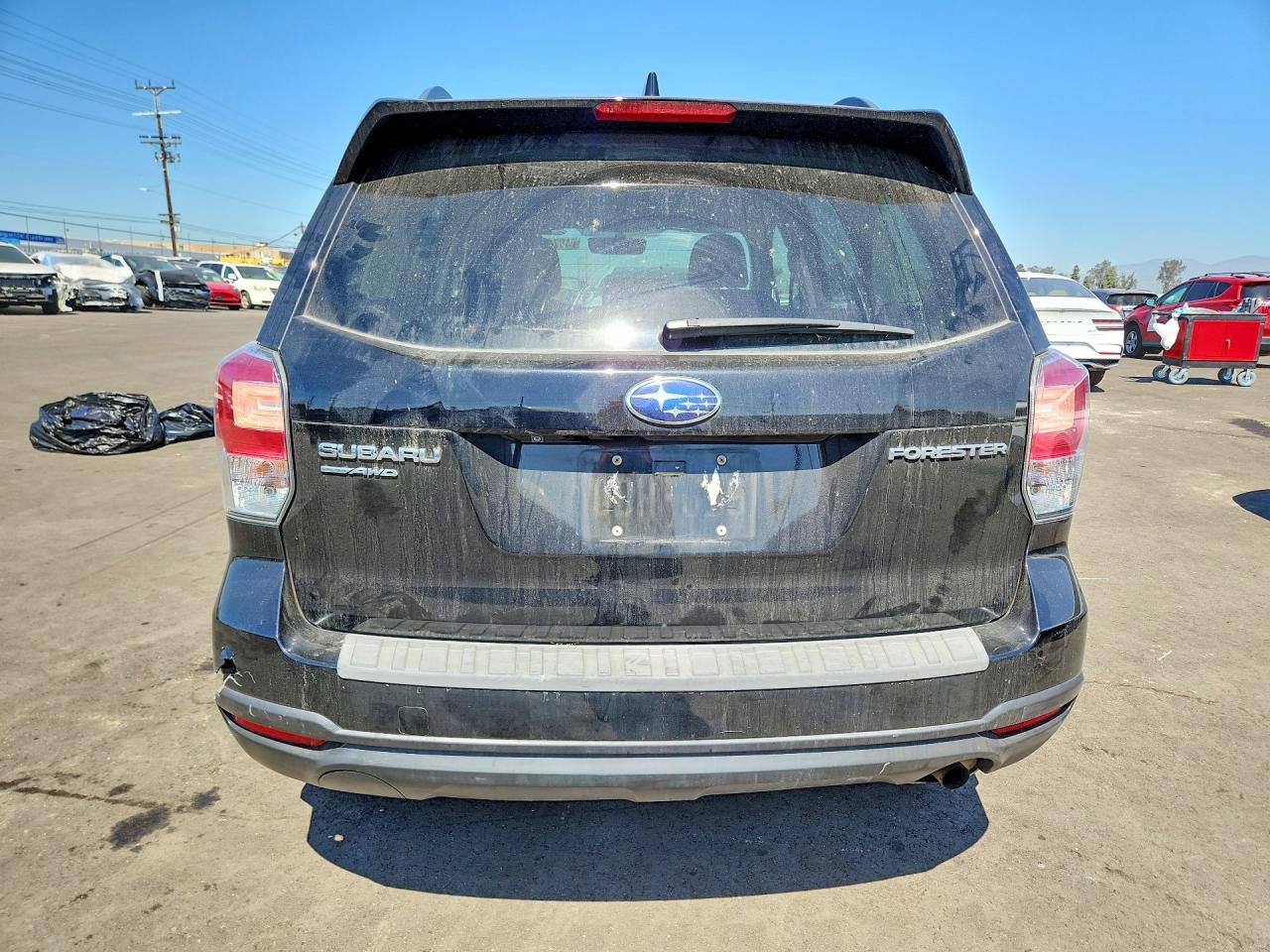 2018 Subaru Forester VIN JF2SJAECXJH471737 photo 6