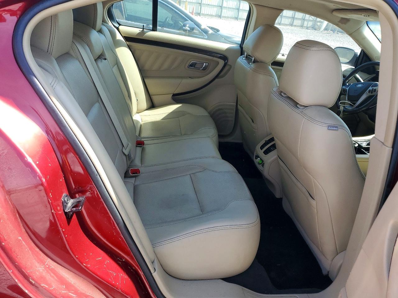 2018 Ford Taurus VIN 1FAHP2F80JG127451 photo 10