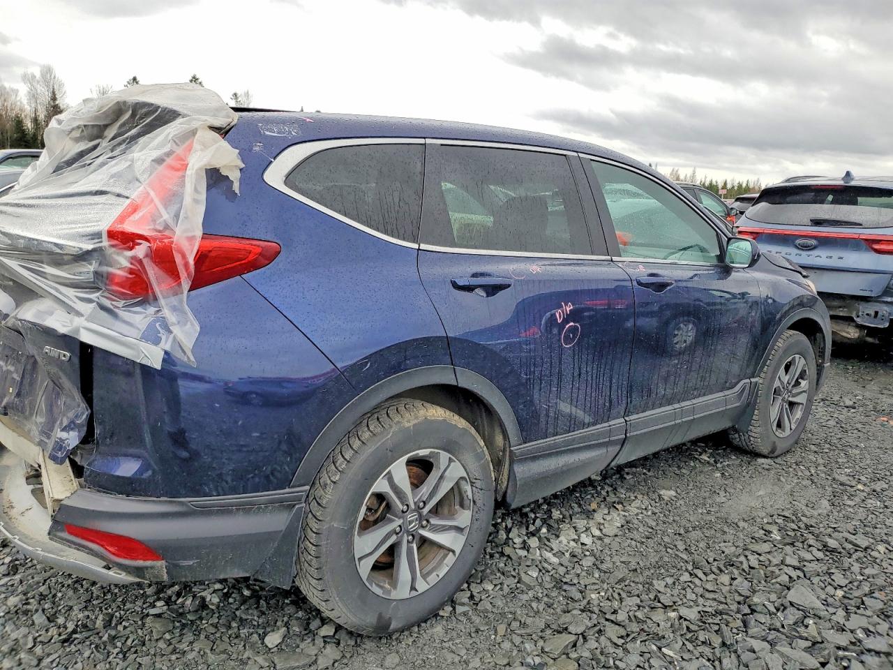 2017 Honda Crv VIN 2HKRW2H28HH135491 photo 3