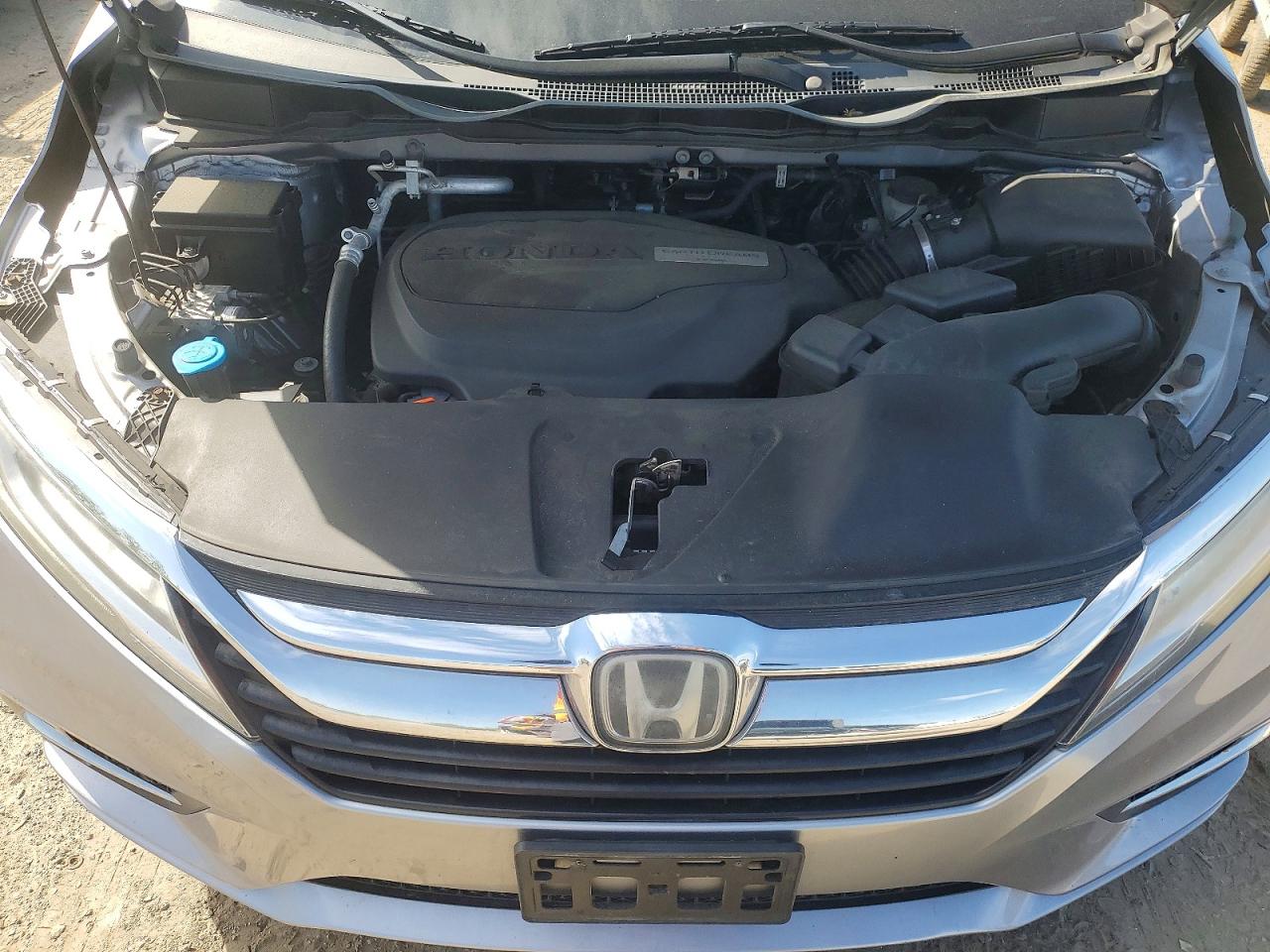 2019 Honda Odyssey VIN 5FNRL6H90KB025893 photo 12