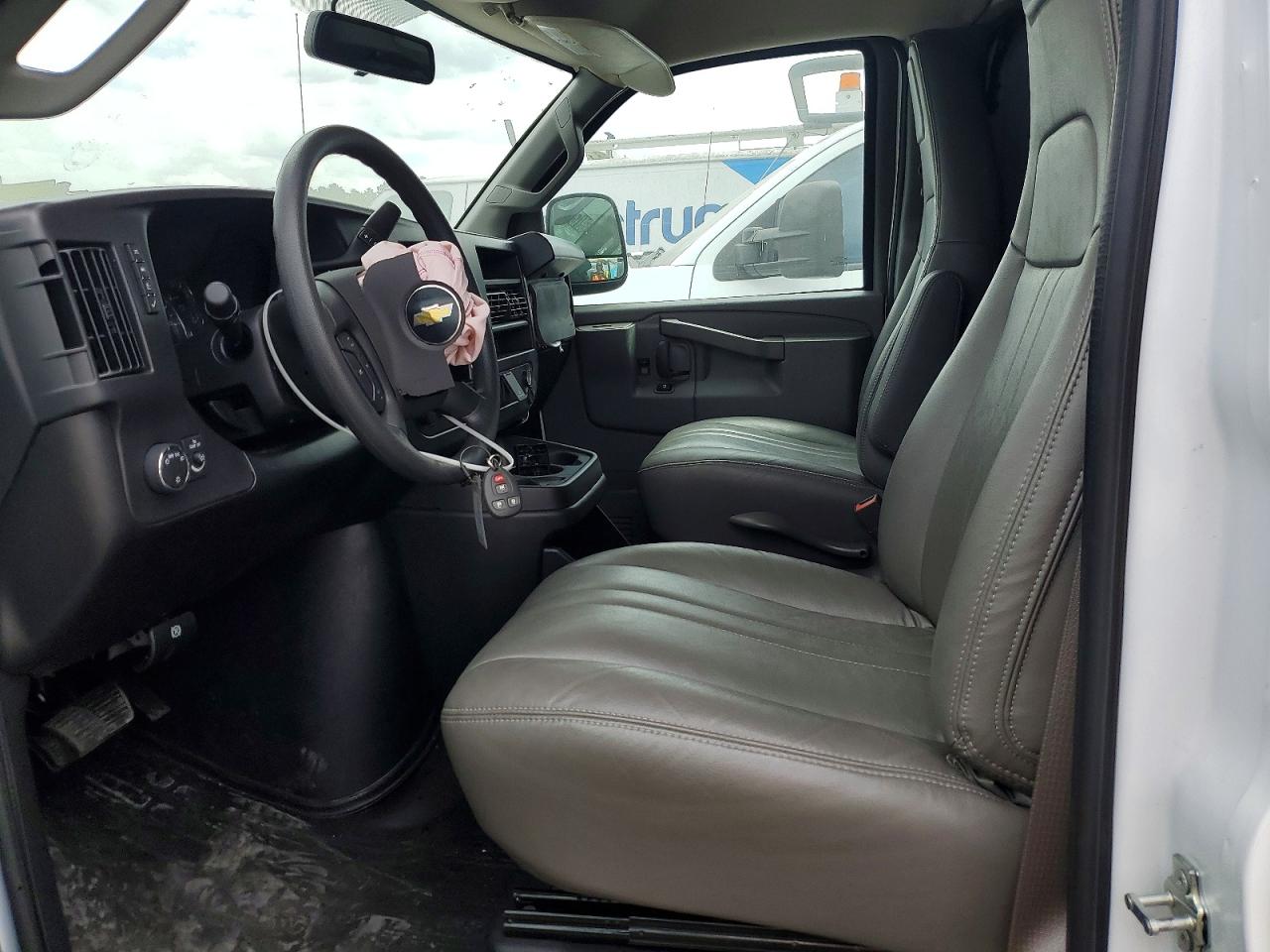 2025 CHEVROLET Express VIN 1GCZGHFP4S1266785 photo 7