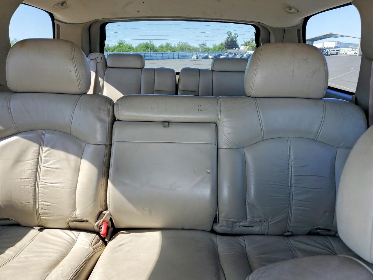 2002 Chevrolet Tahoe VIN 1GNEC13Z42R141737 photo 10