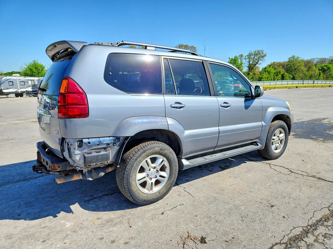 2004 Lexus Gx VIN JTJBT20X840068400 photo 3