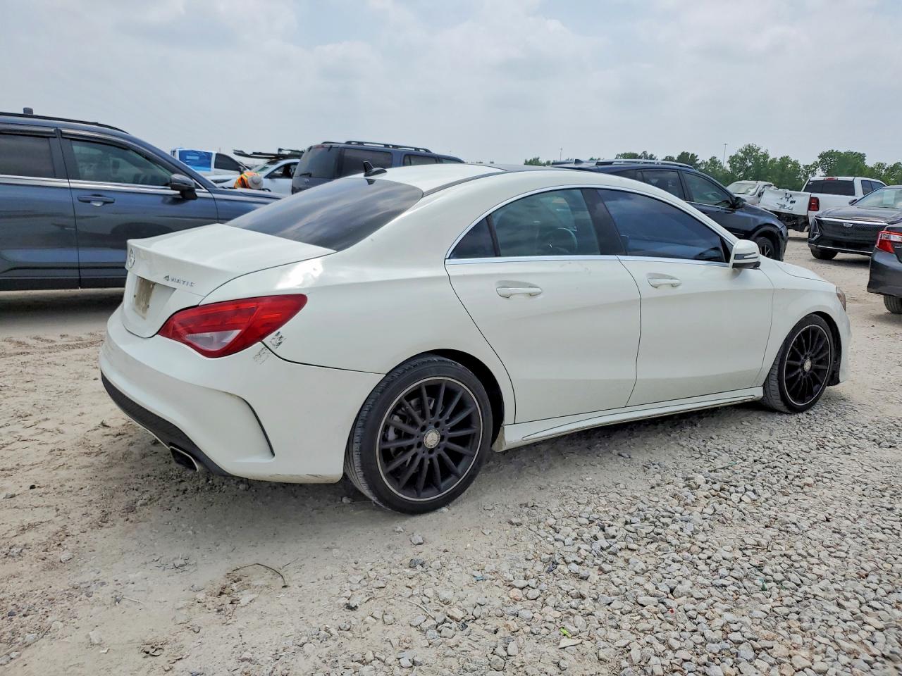 2015 MERCEDES-BENZ Cla-class VIN WDDSJ4GB5FN274171 photo 3