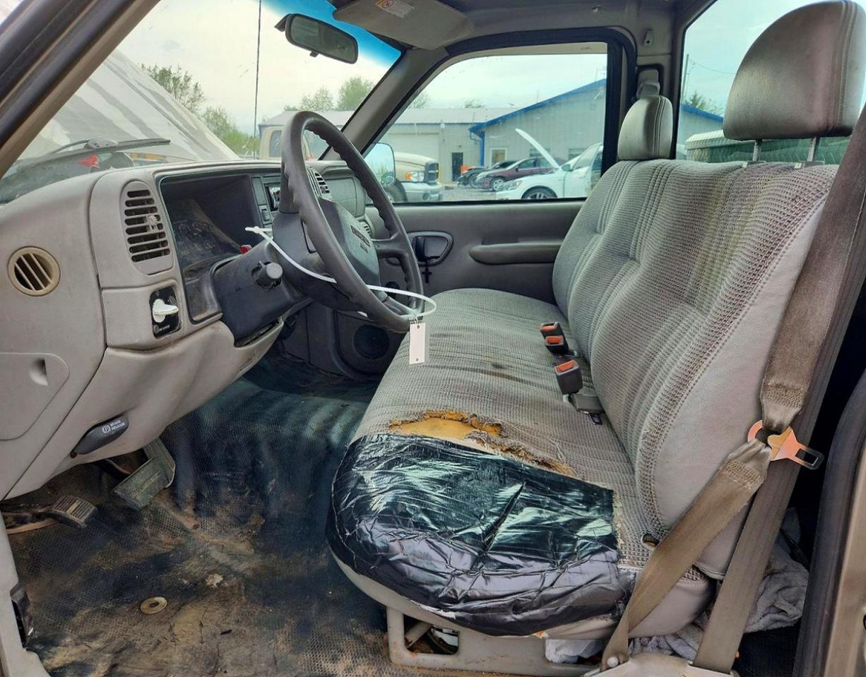 1998 GMC SIERRA VIN 1GTEC14W3WZ537824 photo 7