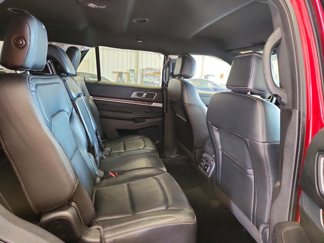 2017 FORD Explorer VIN 1FM5K8F81HGC68260 photo 11