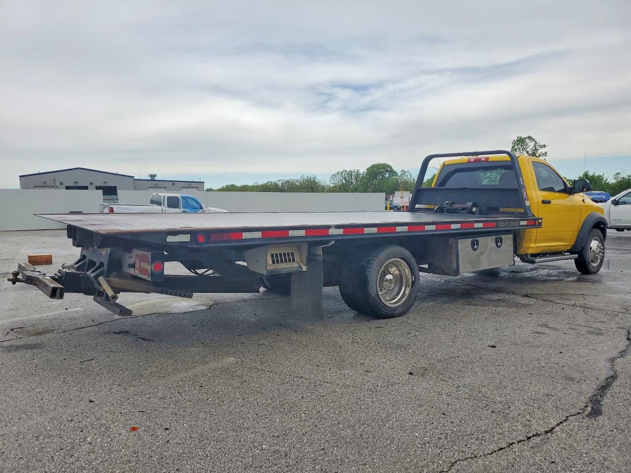 2016 Ram 5500 VIN 3C7WRMDL6GG203625 photo 3