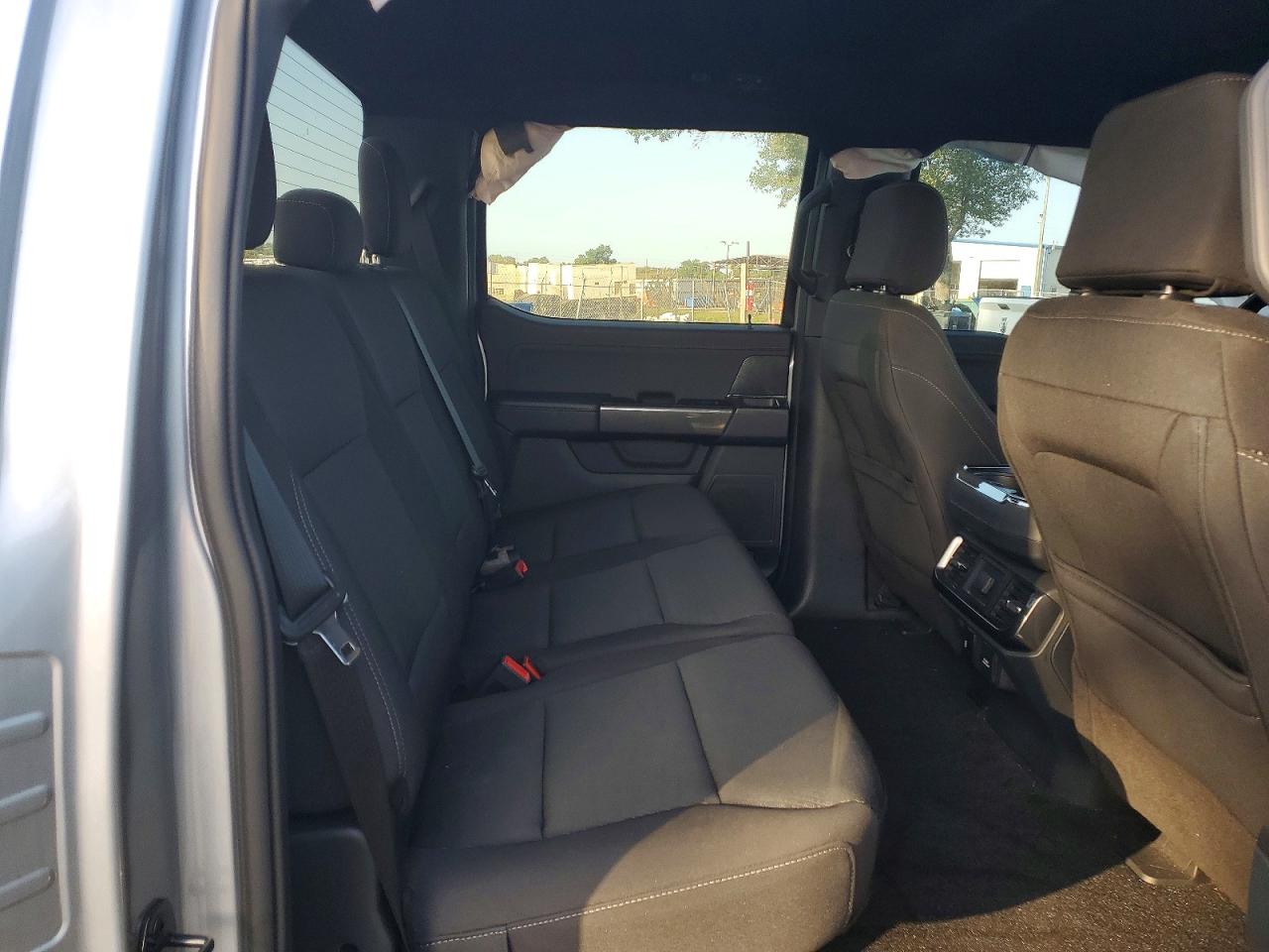 2023 Ford F150 VIN 1FTEW1CP1PKD18436 photo 10