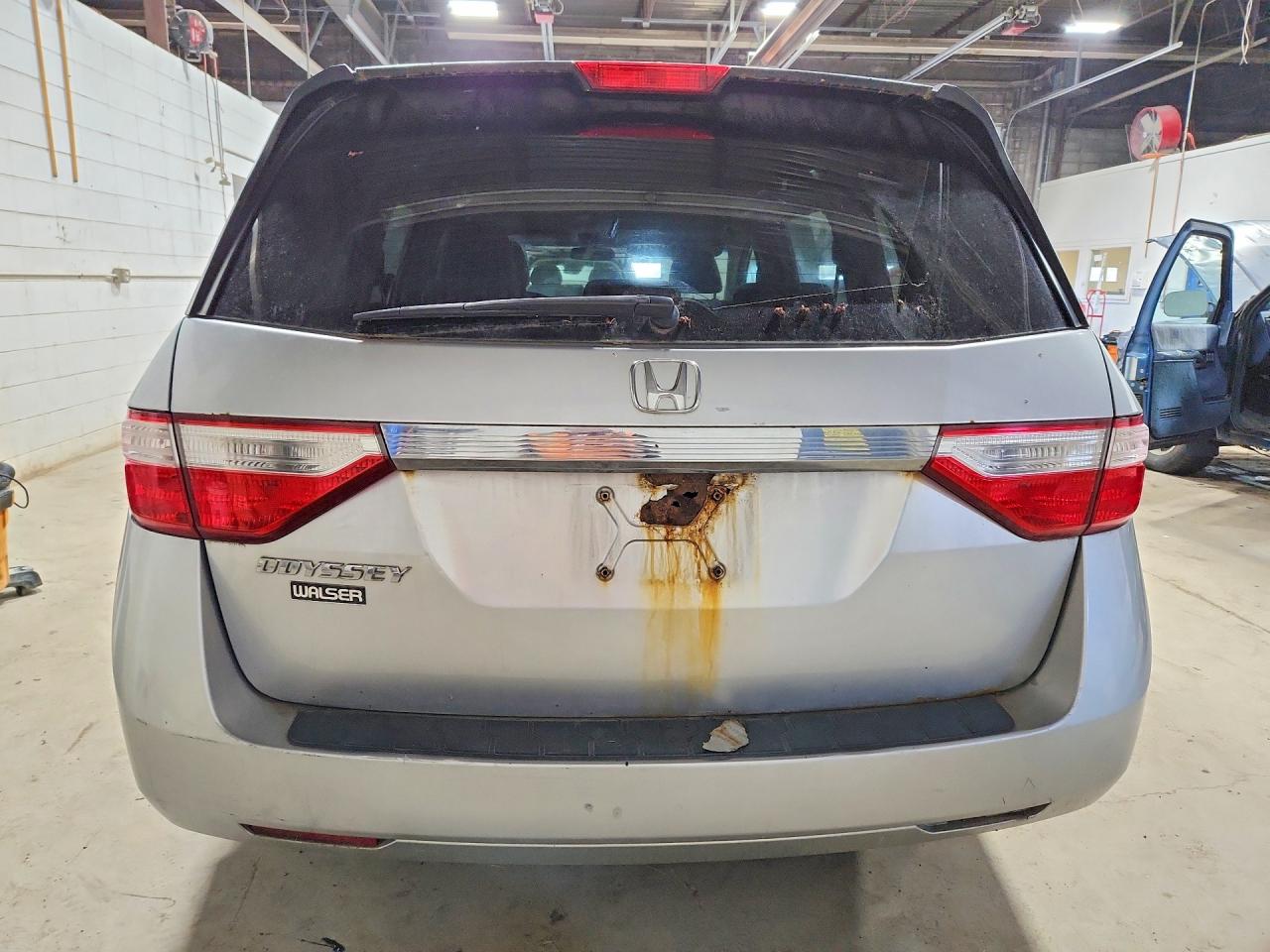 2011 Honda All models VIN 5FNRL5H29BB053687 photo 6