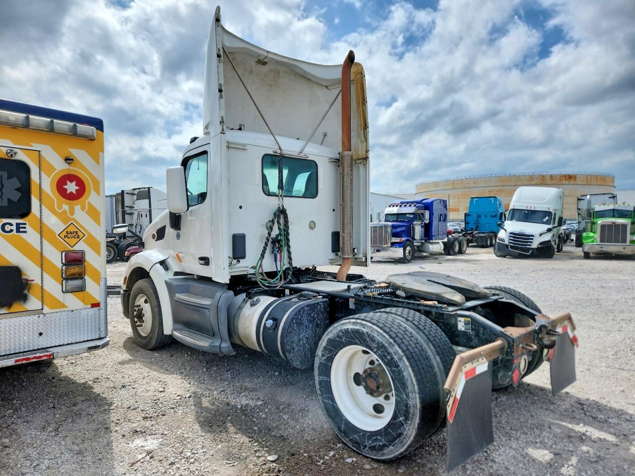 2015 PETERBILT All other VIN 1XPBA48X0FD286270 photo 3
