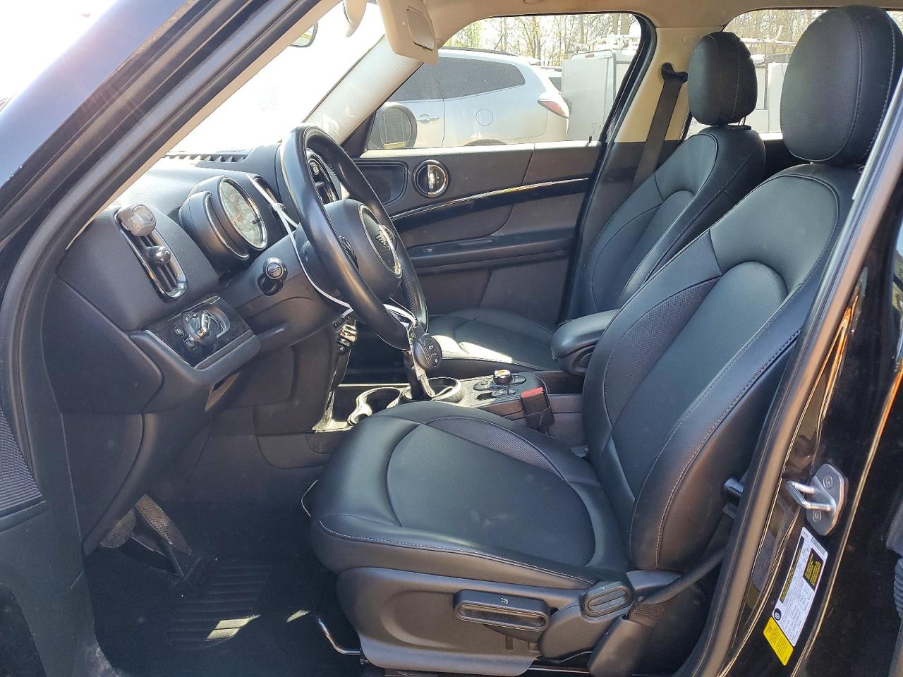 2019 Mini Cooper VIN WMZYS7C57K3F46828 photo 7