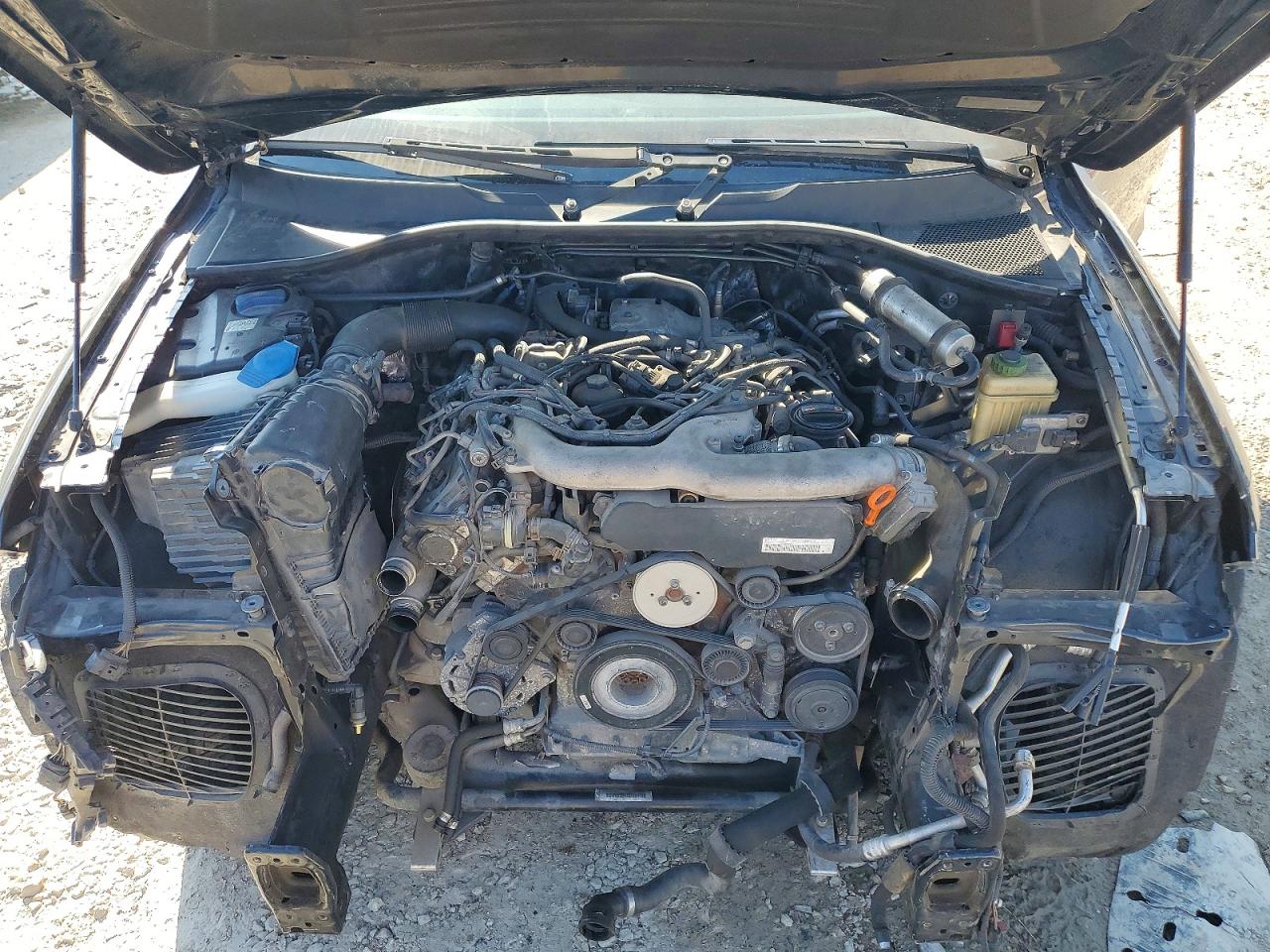 2012 Audi Q7 VIN WA1VMAFE9CD007443 photo 11