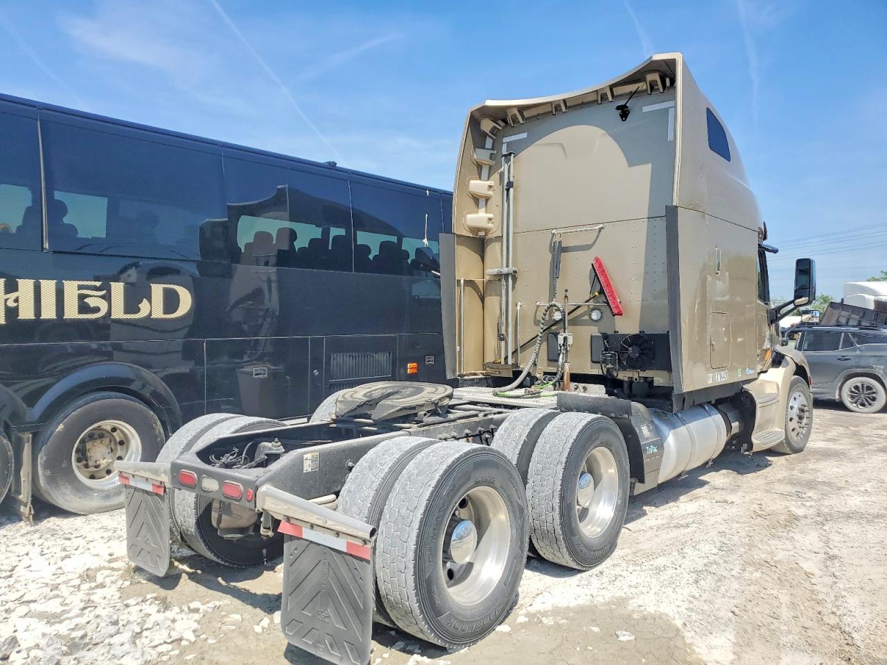 2020 PETERBILT All models VIN 1XPBDP9XXLD704420 photo 4