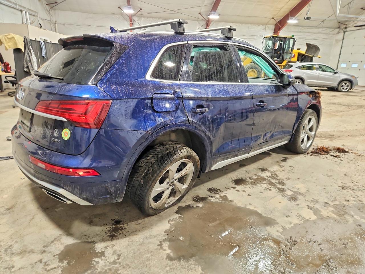 2023 Audi Q5 VIN WA1EAAFY3P2179598 photo 3