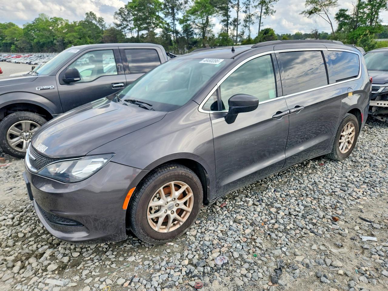 2021 Chrysler Minivan VIN 2C4RC1DG0MR549849 photo 1