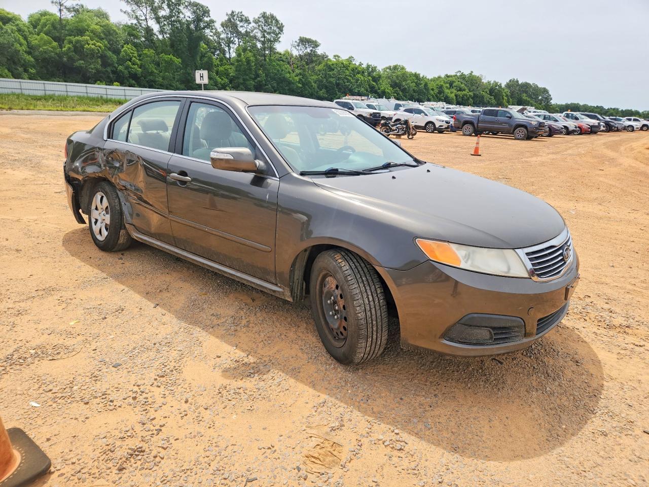 2010 Kia Optima VIN KNAGG4A84A5377518 photo 4
