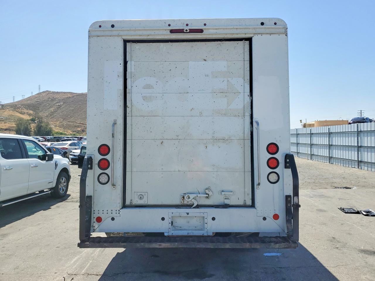 2022 FREIGHTLINER All other VIN 4UZAC1GAXNCNM5270 photo 6