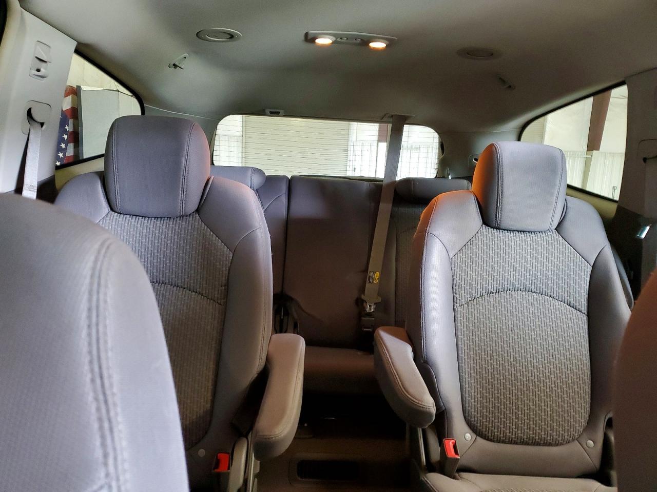 2009 Chevrolet Traverse VIN 1GNEV23D59S151085 photo 10