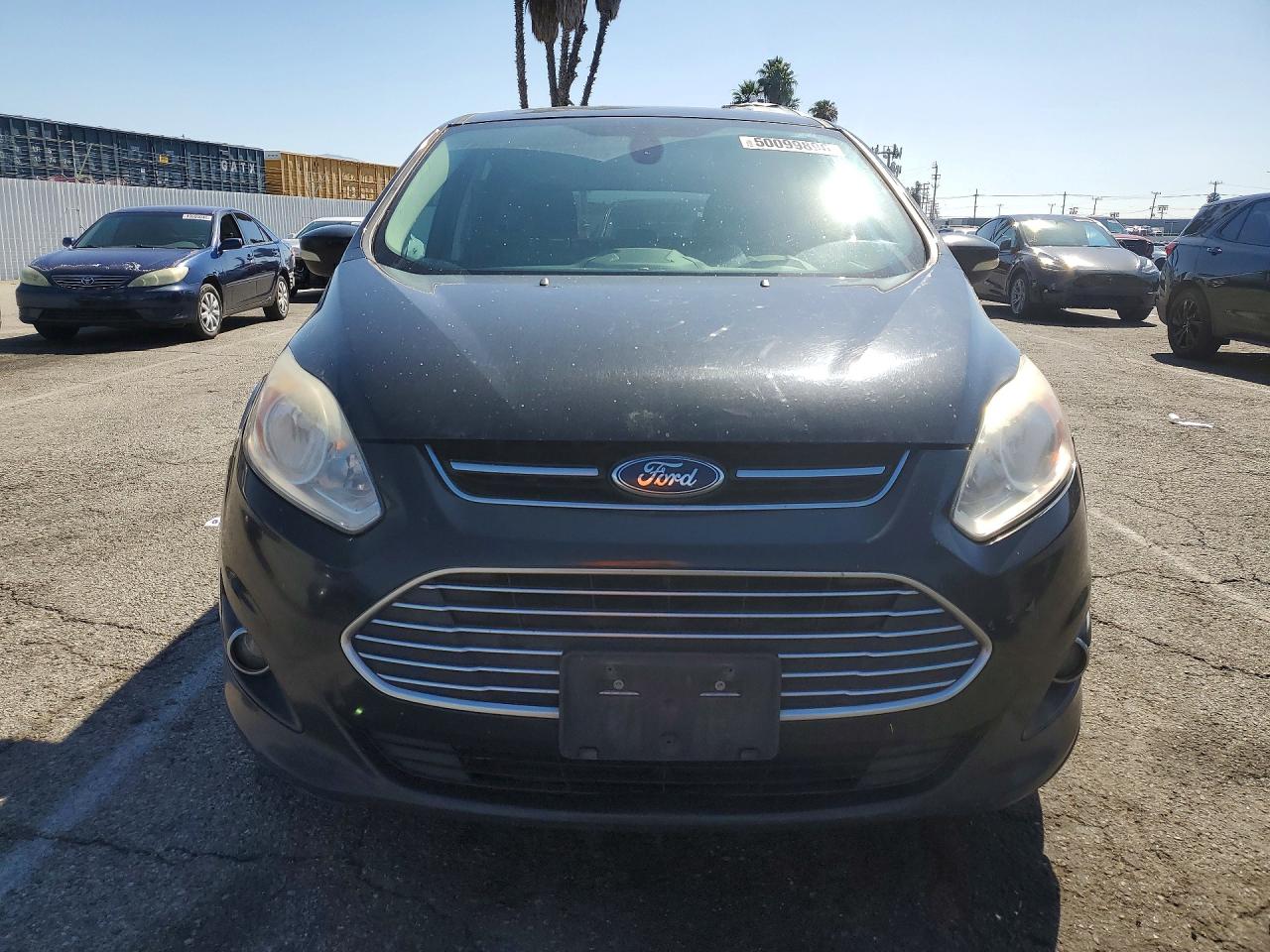 2015 Ford Cmax VIN 1FADP5BU5FL123042 photo 5