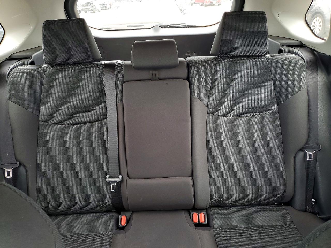 2025 Toyota Rav4 VIN 2T3F1RFV4SW522904 photo 10