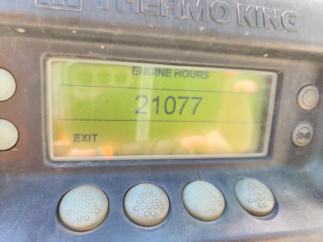 2015 UTILITY All models VIN 1UYVS2486FM408338 photo 8
