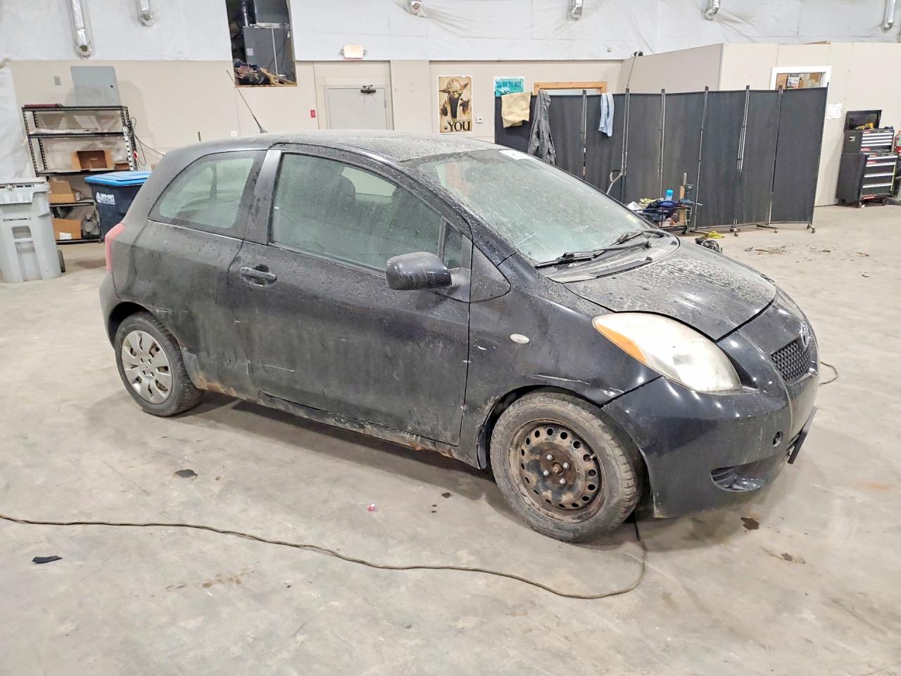 2008 Toyota Yaris VIN JTDJT923585216335 photo 4