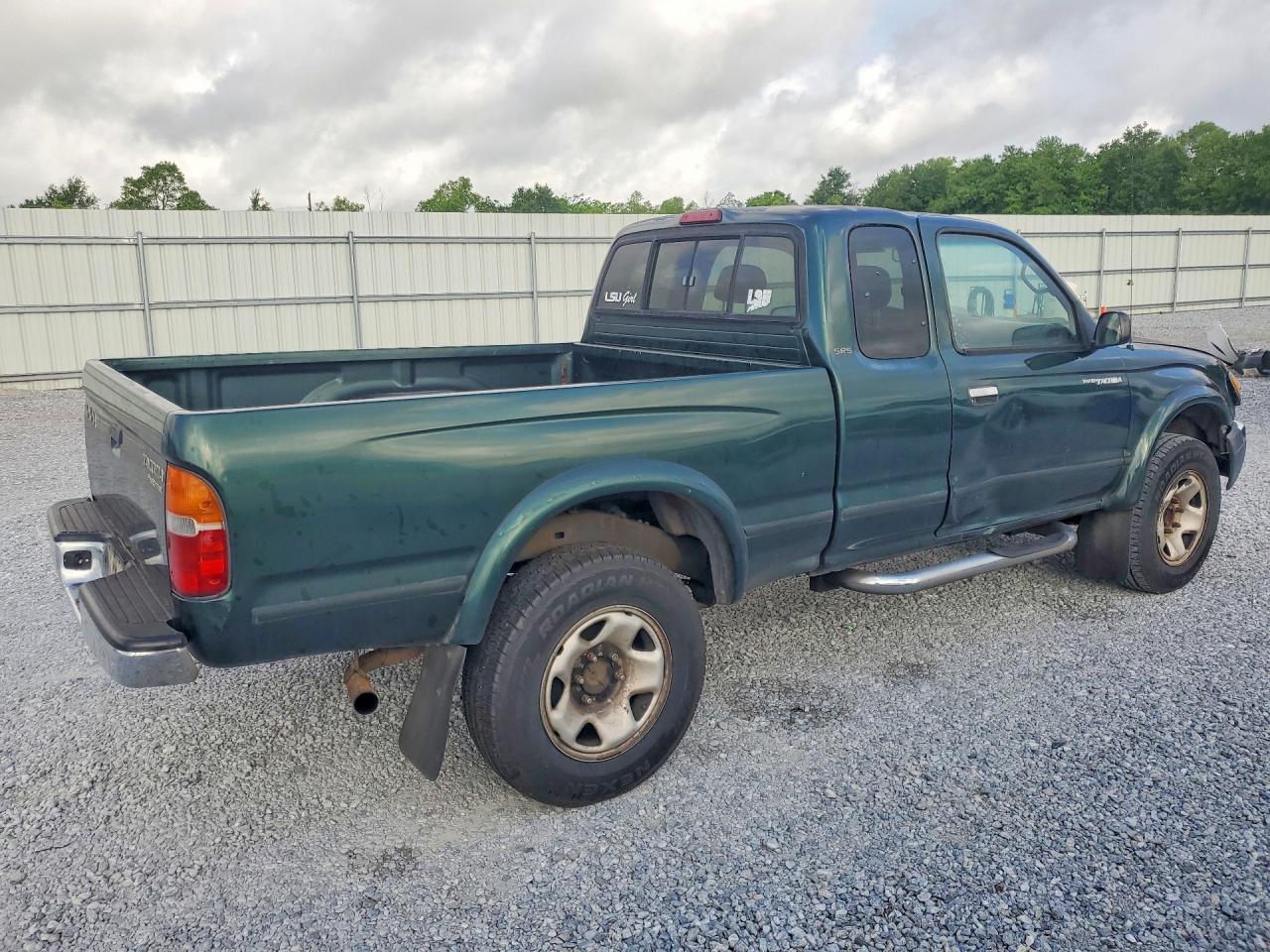 1999 Toyota Tacoma VIN 4TASM92N9XZ562829 photo 3