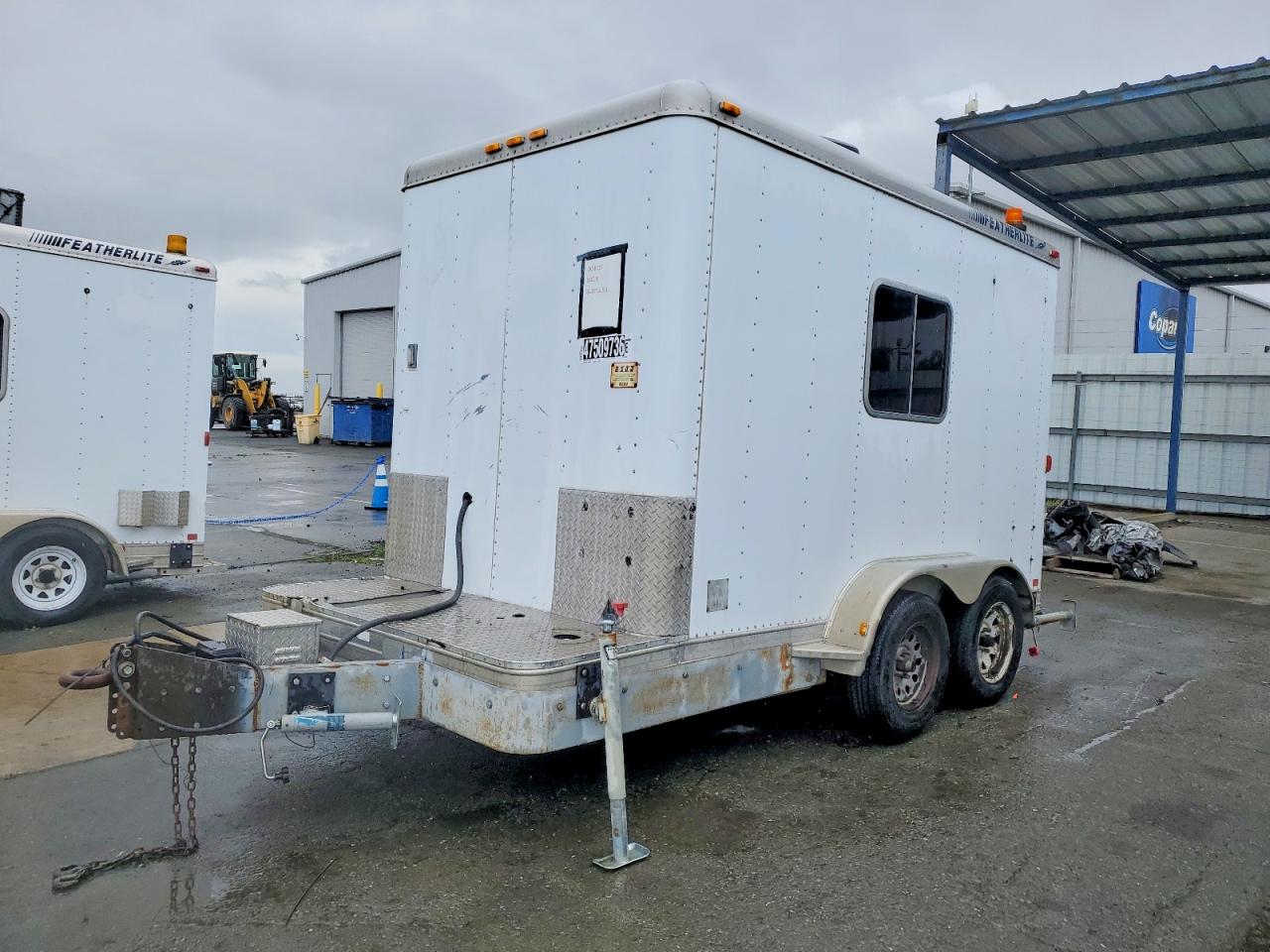 2000 FEATHERLITE Recreation VIN 4FGL01122YC032682 photo 2
