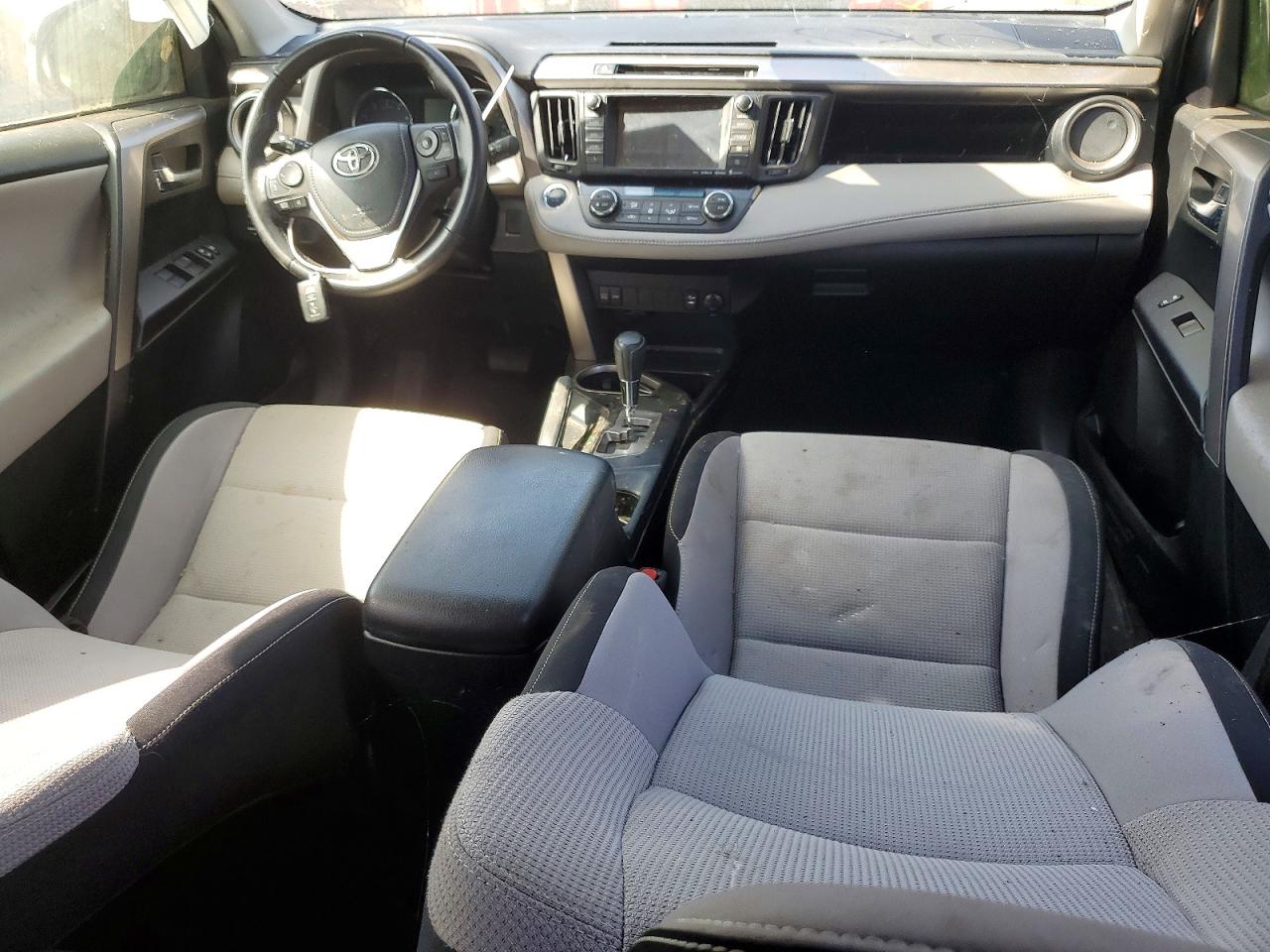 2016 TOYT Rav4 VIN JTMWFREV9GJ092909 photo 8
