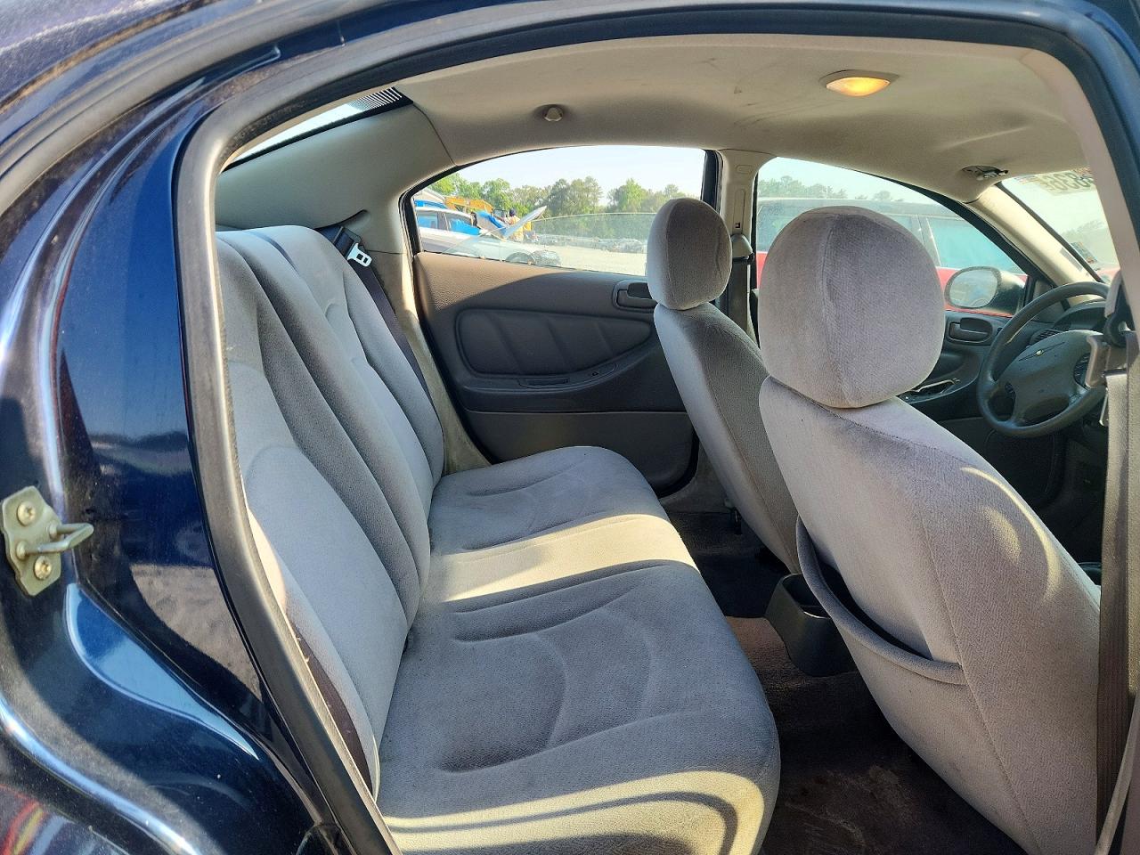 2003 Chrysler Sebring VIN 1C3EL46X53N539847 photo 10