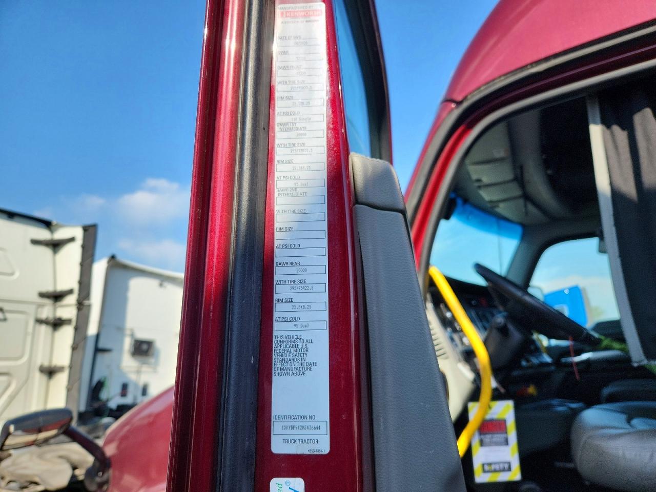 2021 KENWORTH T680 VIN 1XKYDP9X2MJ436644 photo 10