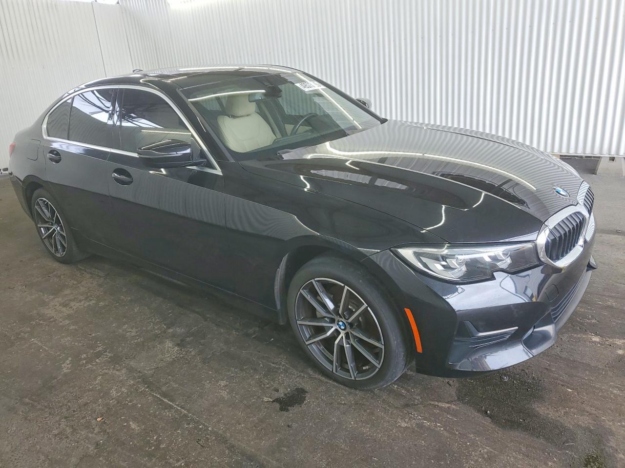 2021 BMW 3 series VIN WBA5P7C00MFK07624 photo 4