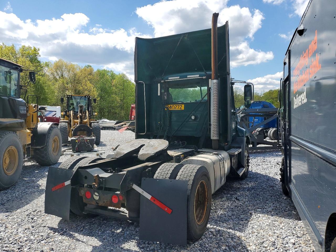 2015 MACK Cxu613 VIN 1M1AW01X2FM007130 photo 4