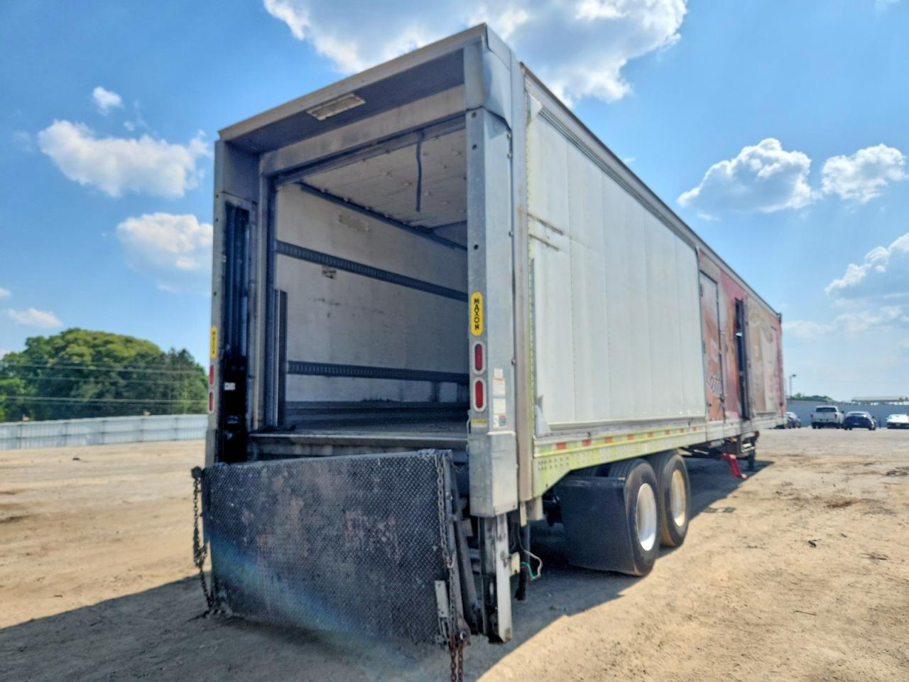 2014 GREAT Trailers VIN 1GRAA9625EB703948 photo 4