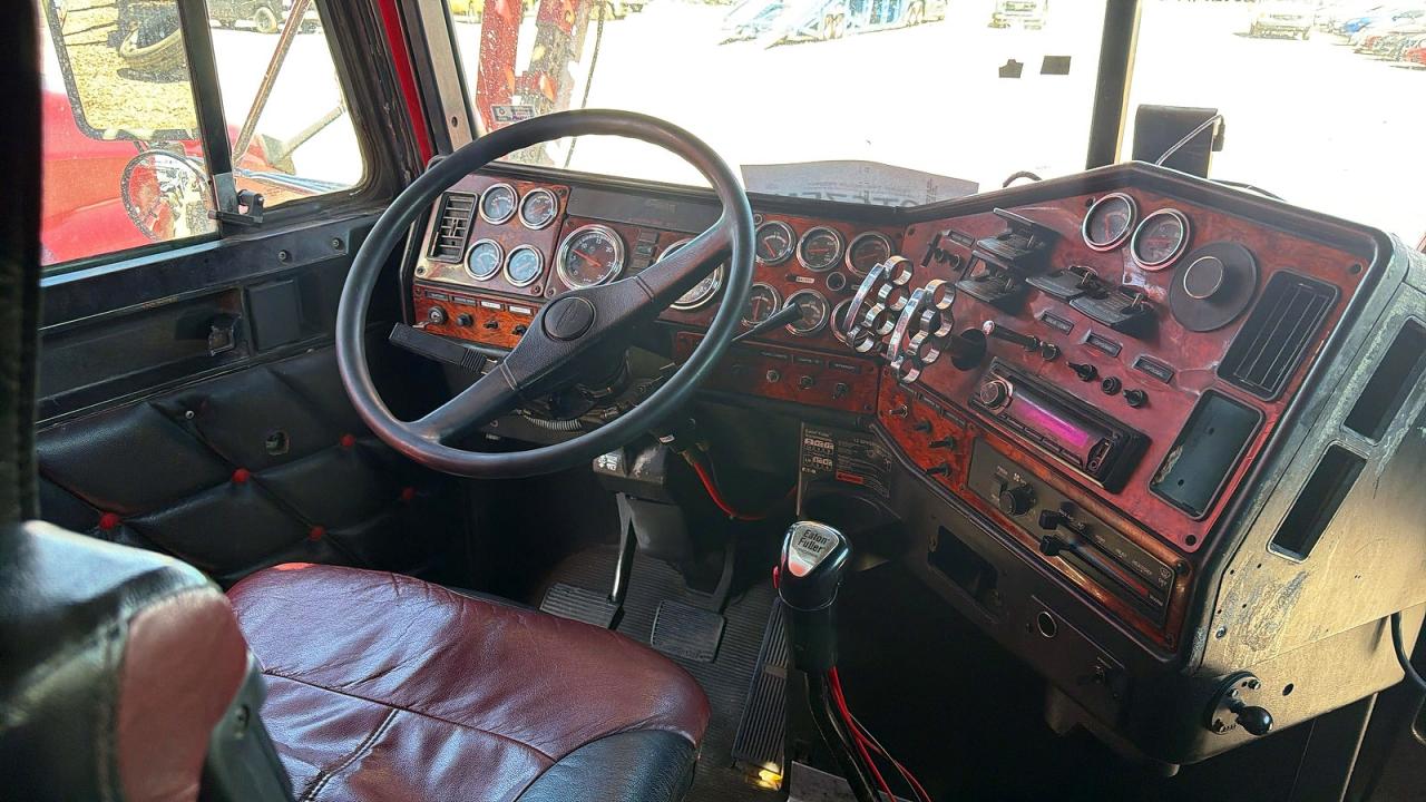 2003 FREIGHTLINER All other VIN 1FVHAHAV53DK81674 photo 9