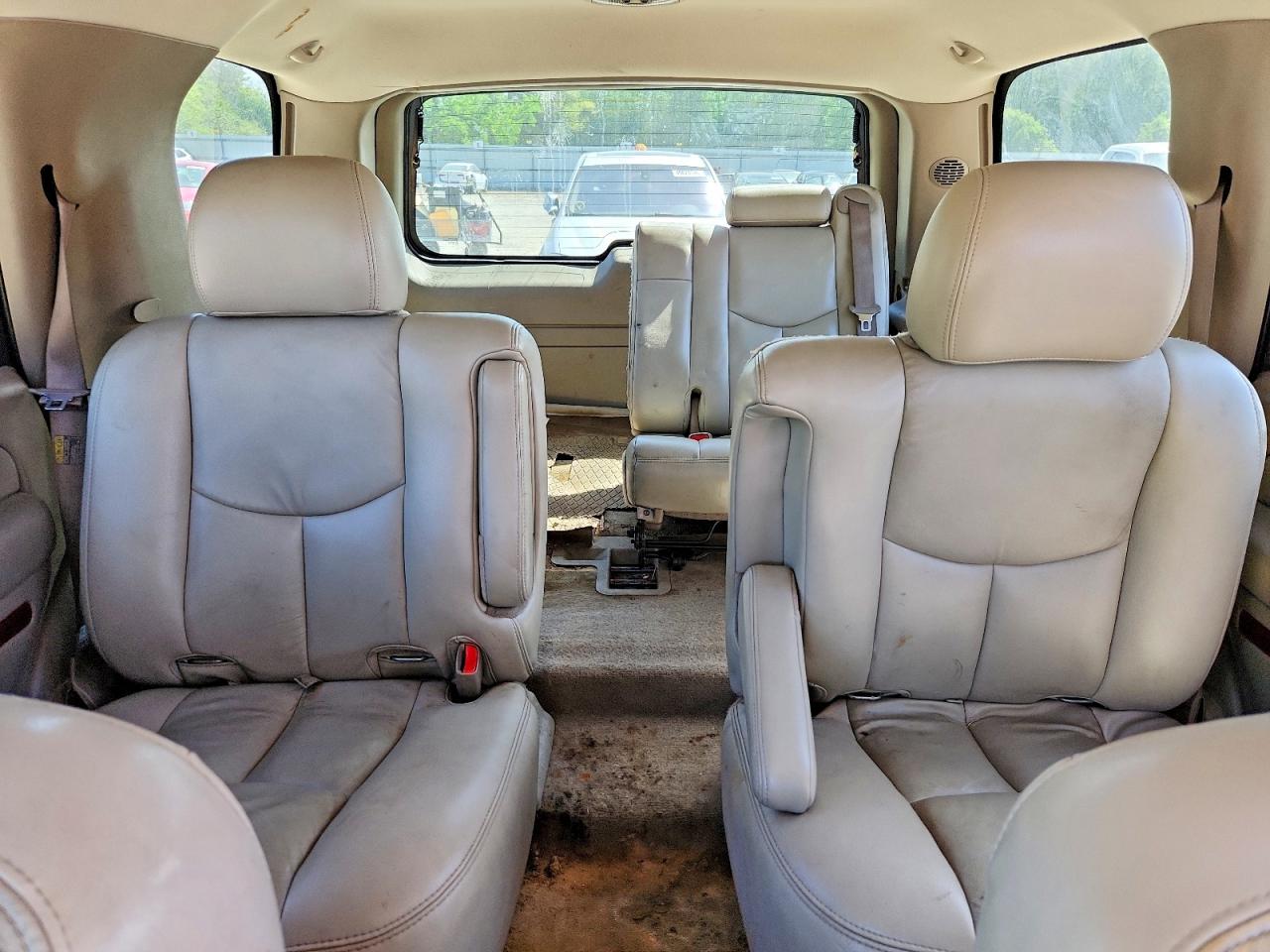 2005 GMC Yukon VIN 1GKEK13T55J161994 photo 10
