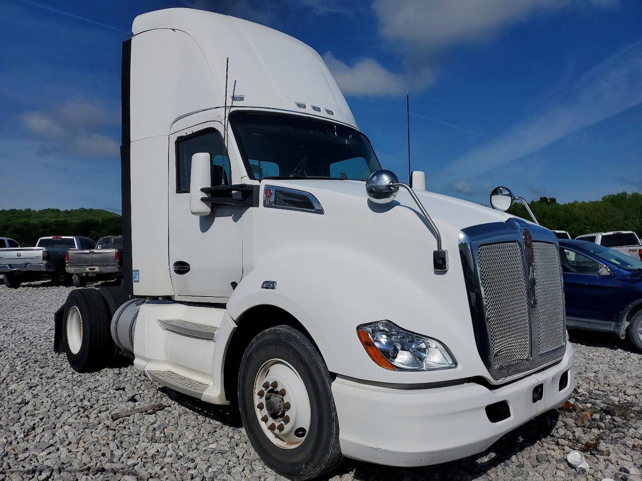 2015 KENWORTH All models VIN 1XKYA48X0FJ443670 photo 1