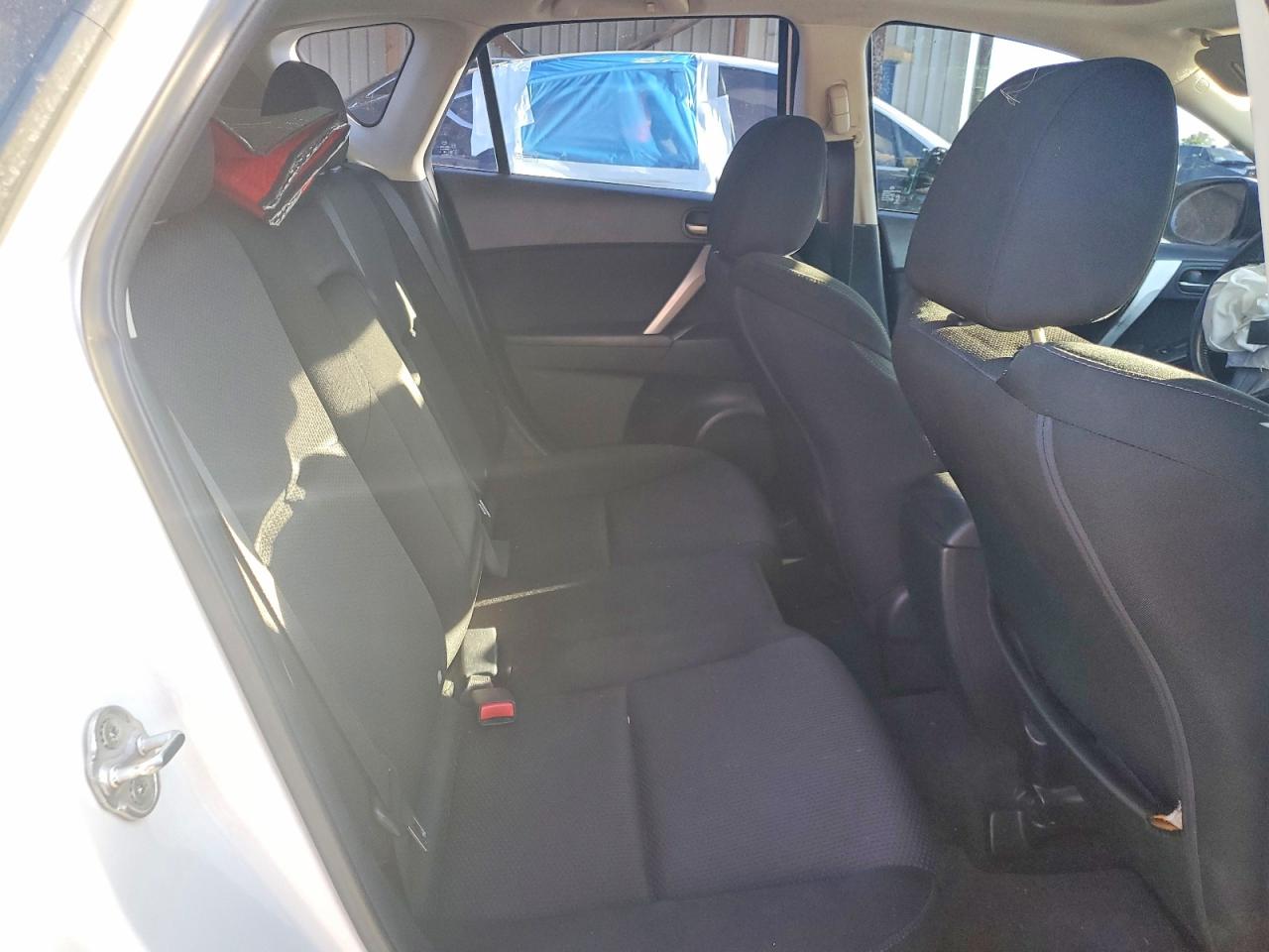 2012 Mazda Mazda3 VIN JM1BL1L59C1505840 photo 10